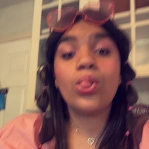 Meet your Posher, Adreeanah